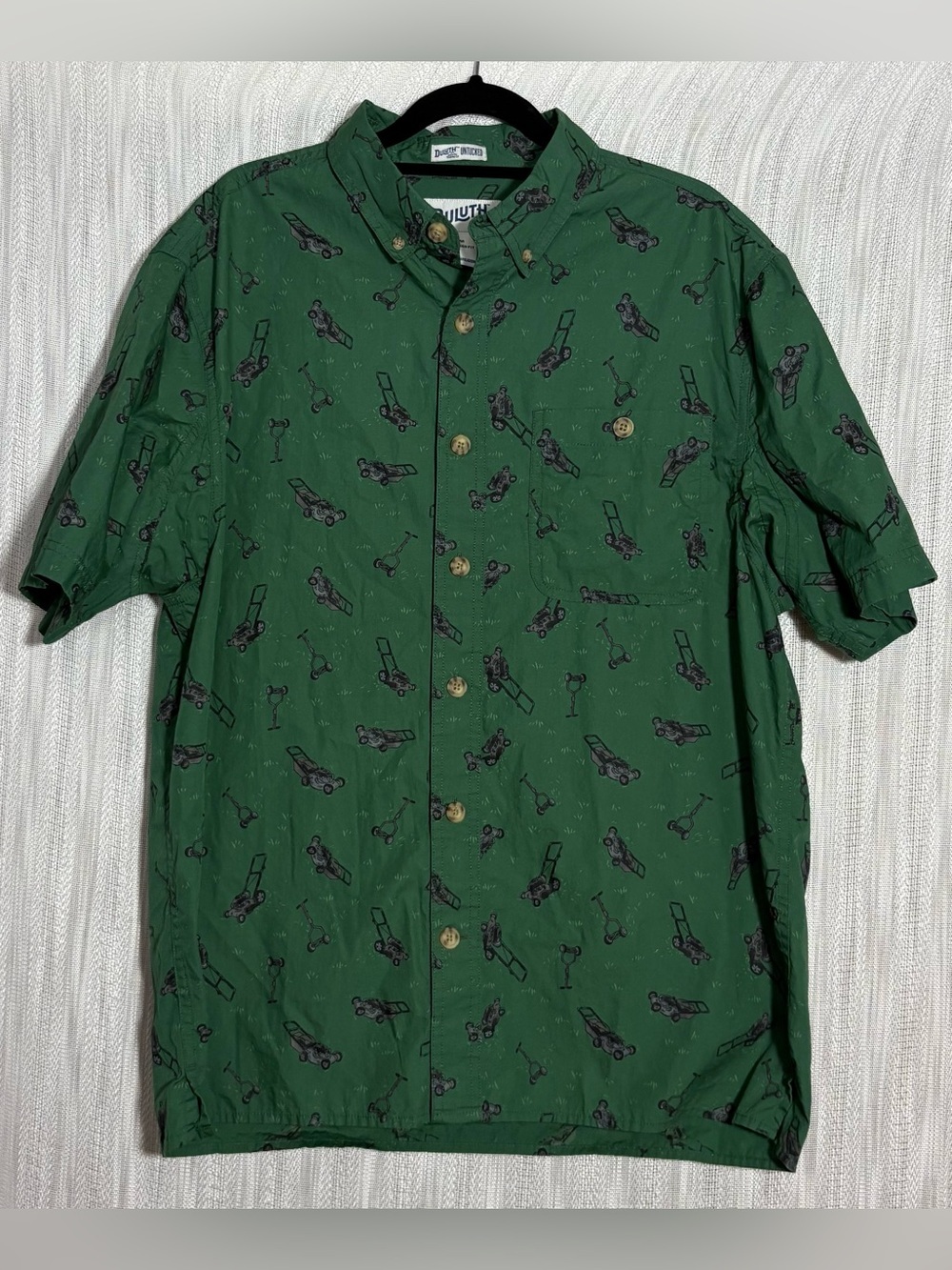 Duluth Trading Co Green Short-Sleeve Button-Up with Lawn Mower Print